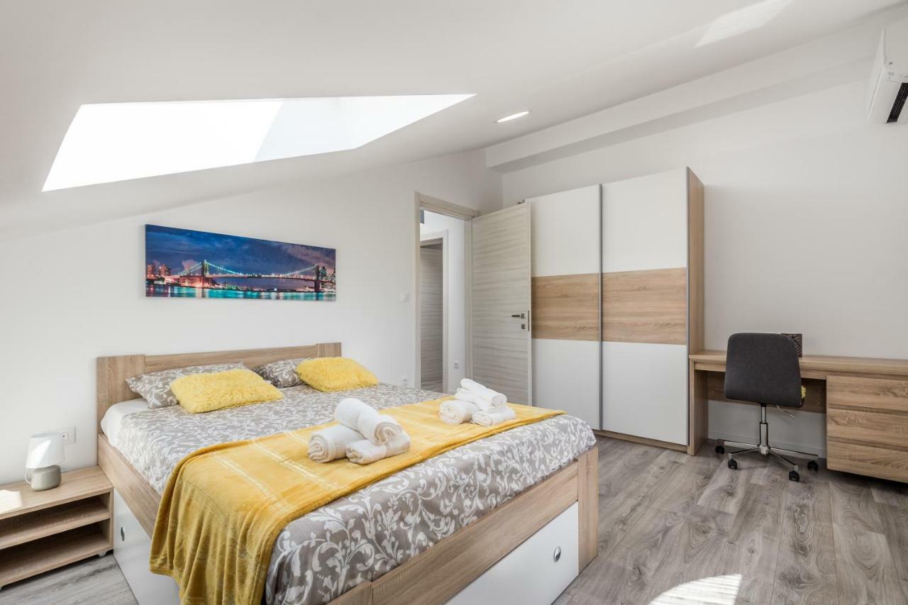 Luxury Apartment La Es Marcelji Ngoại thất bức ảnh