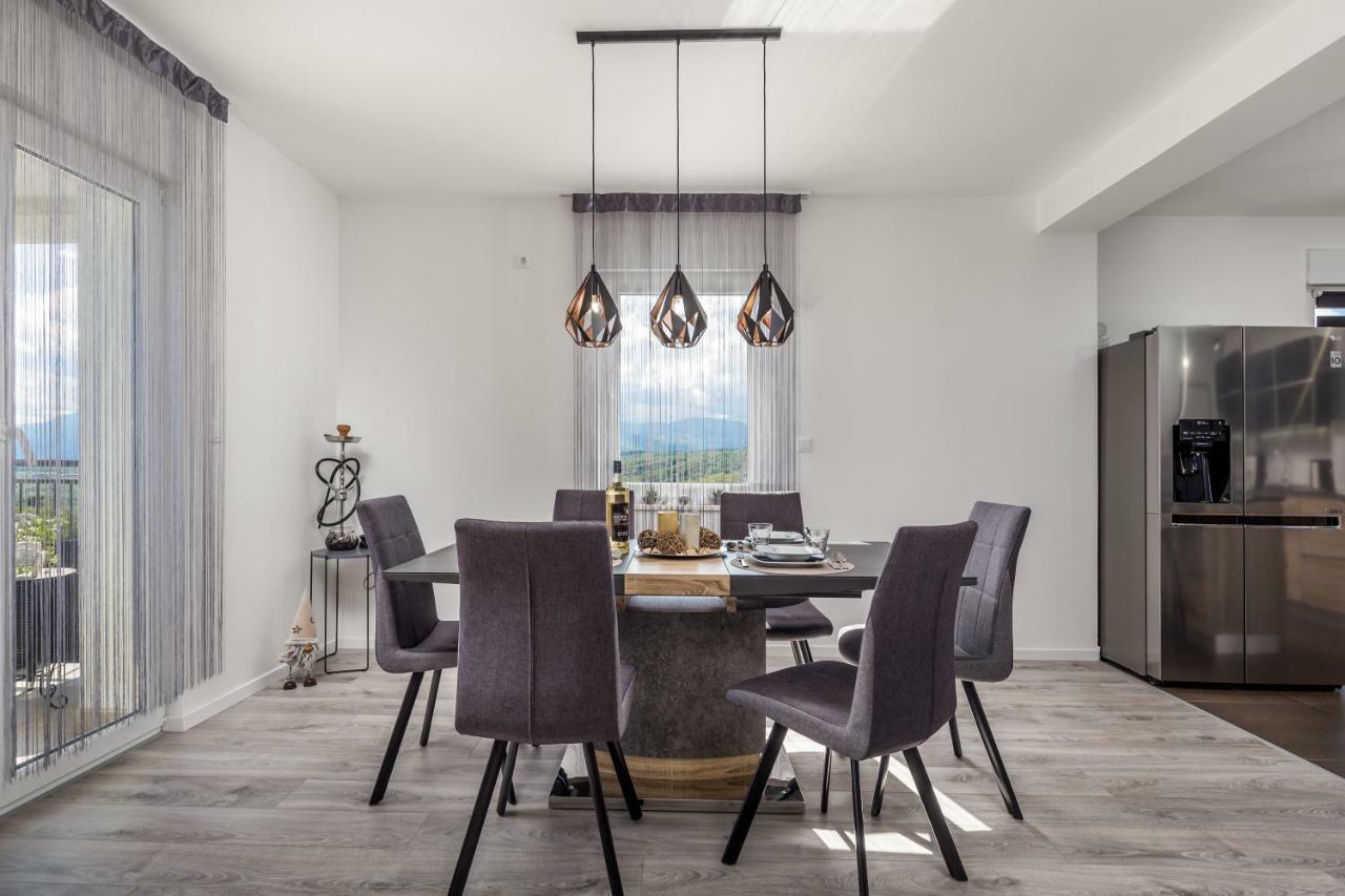 Luxury Apartment La Es Marcelji Ngoại thất bức ảnh