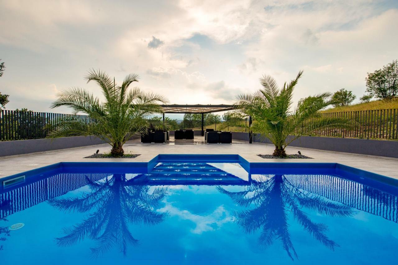 Luxury Apartment La Es Marcelji Ngoại thất bức ảnh