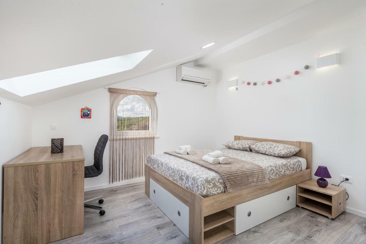 Luxury Apartment La Es Marcelji Ngoại thất bức ảnh