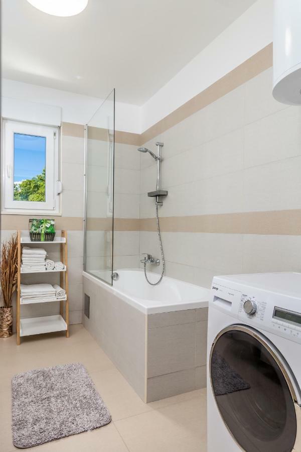 Luxury Apartment La Es Marcelji Ngoại thất bức ảnh