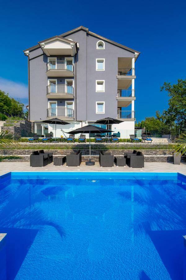 Luxury Apartment La Es Marcelji Ngoại thất bức ảnh
