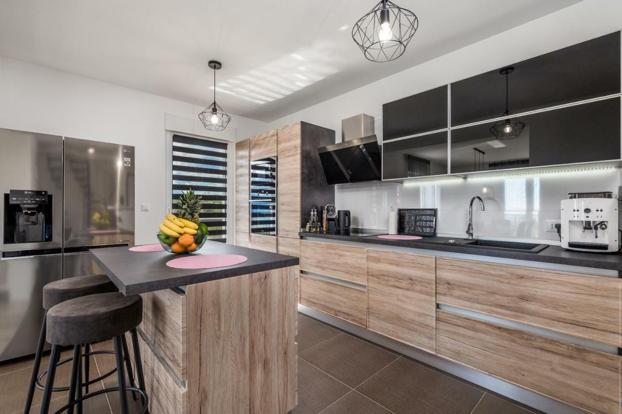 Luxury Apartment La Es Marcelji Ngoại thất bức ảnh